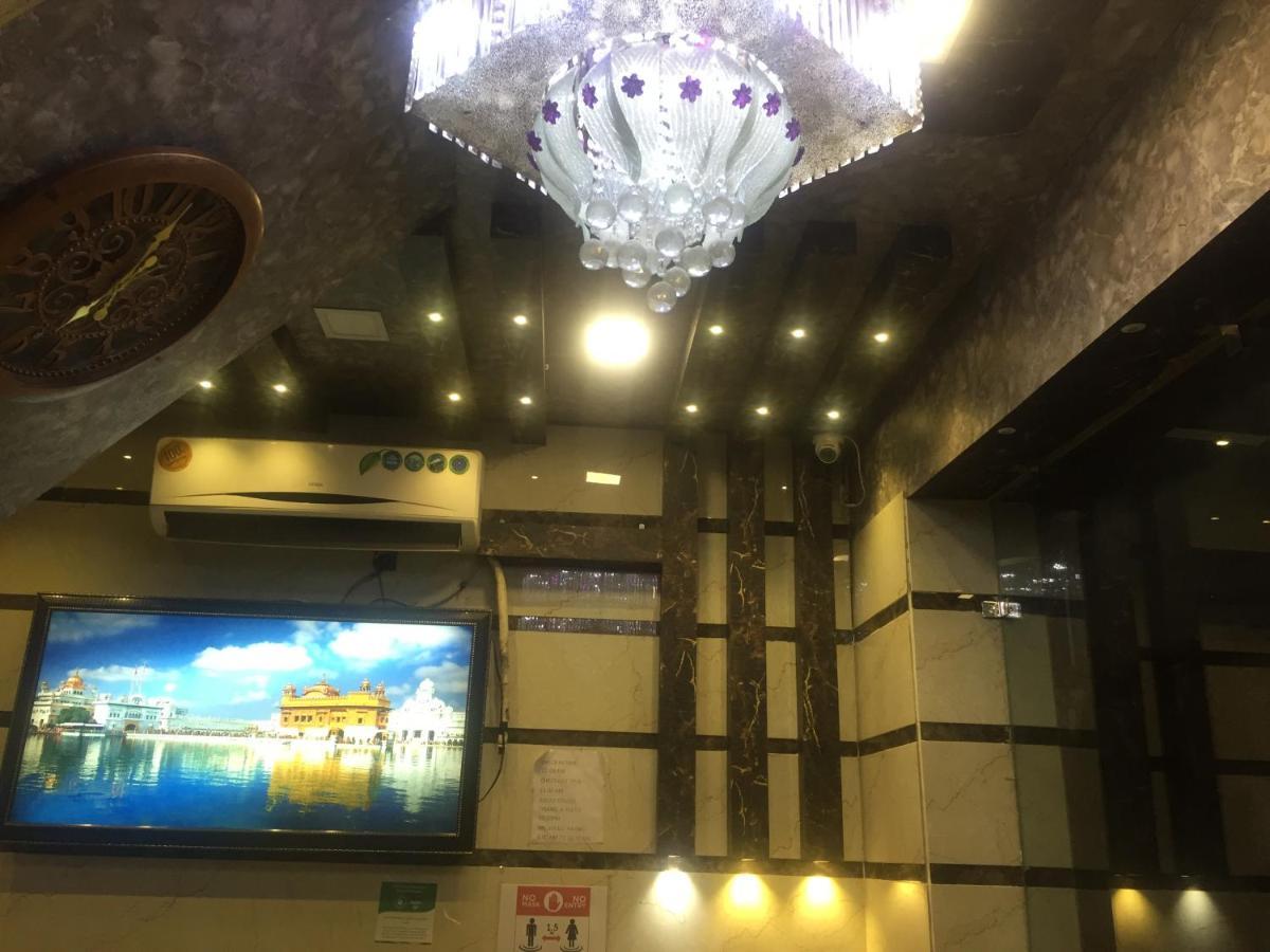 Fabhotel Dm Residency Amritsar Ngoại thất bức ảnh
